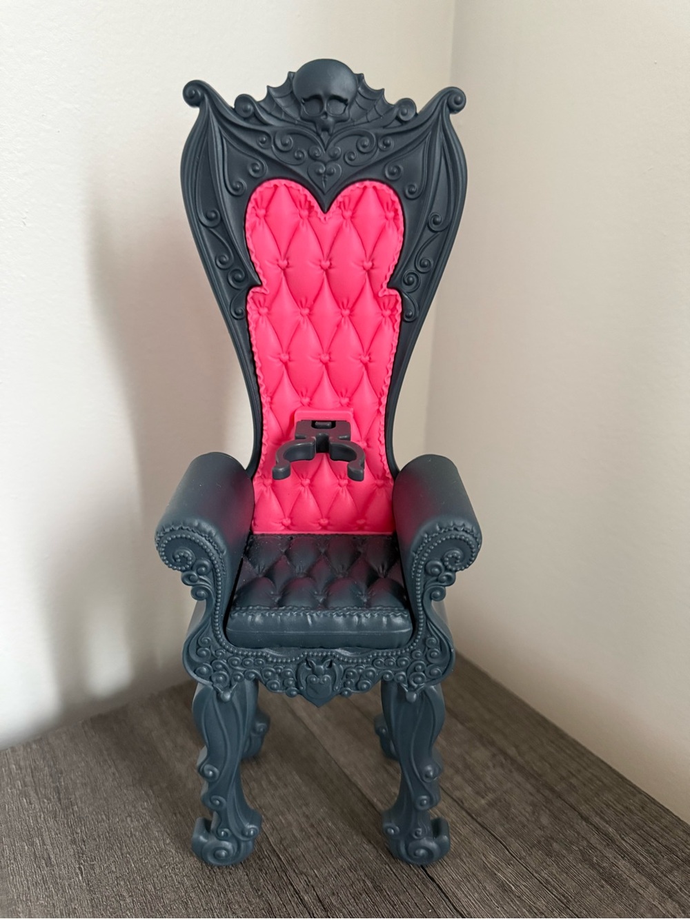 Monster High Deadluxe High School Vampire Throne Chair G1 Replacement Furniture